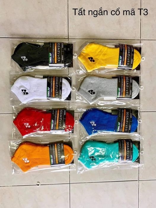 Tất Yonex cổ ngắn